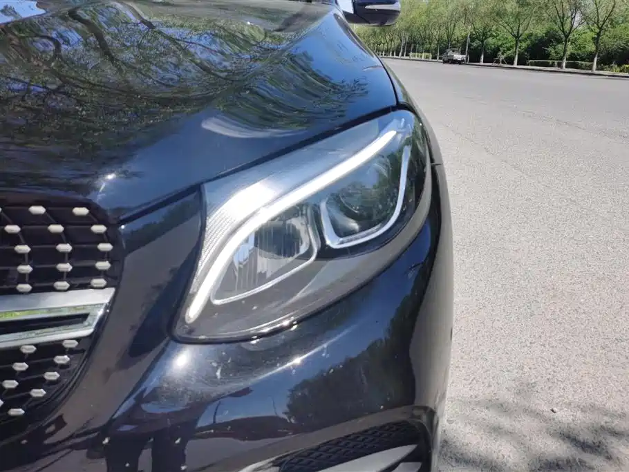 Mercedes-Benz GLC 2019 GLC 260 L 4MATIC Dynamic фото 5