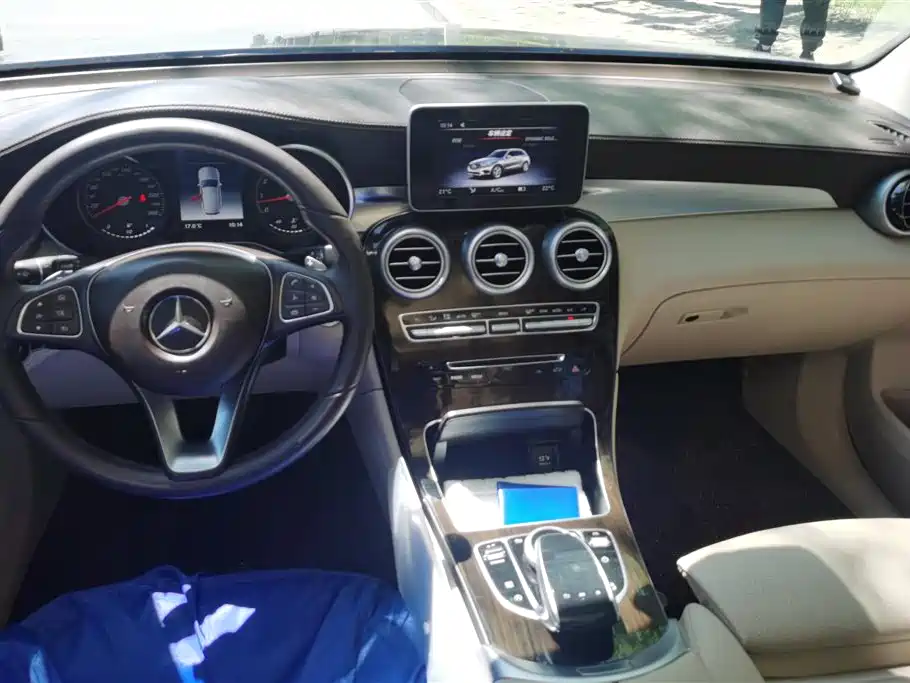 Mercedes-Benz GLC 2019 GLC 260 L 4MATIC Dynamic фото 12
