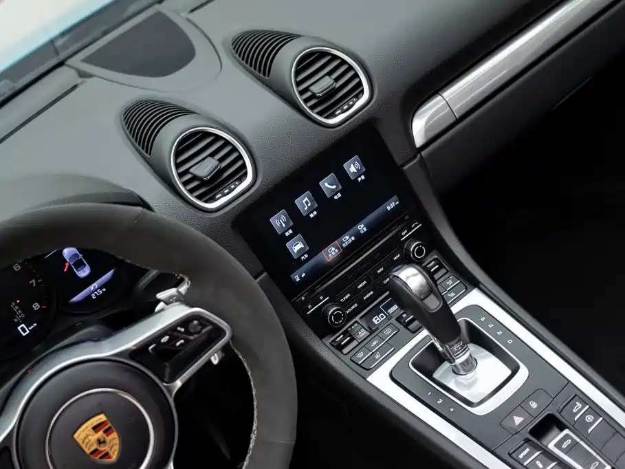 صورة 11 - Porsche 718