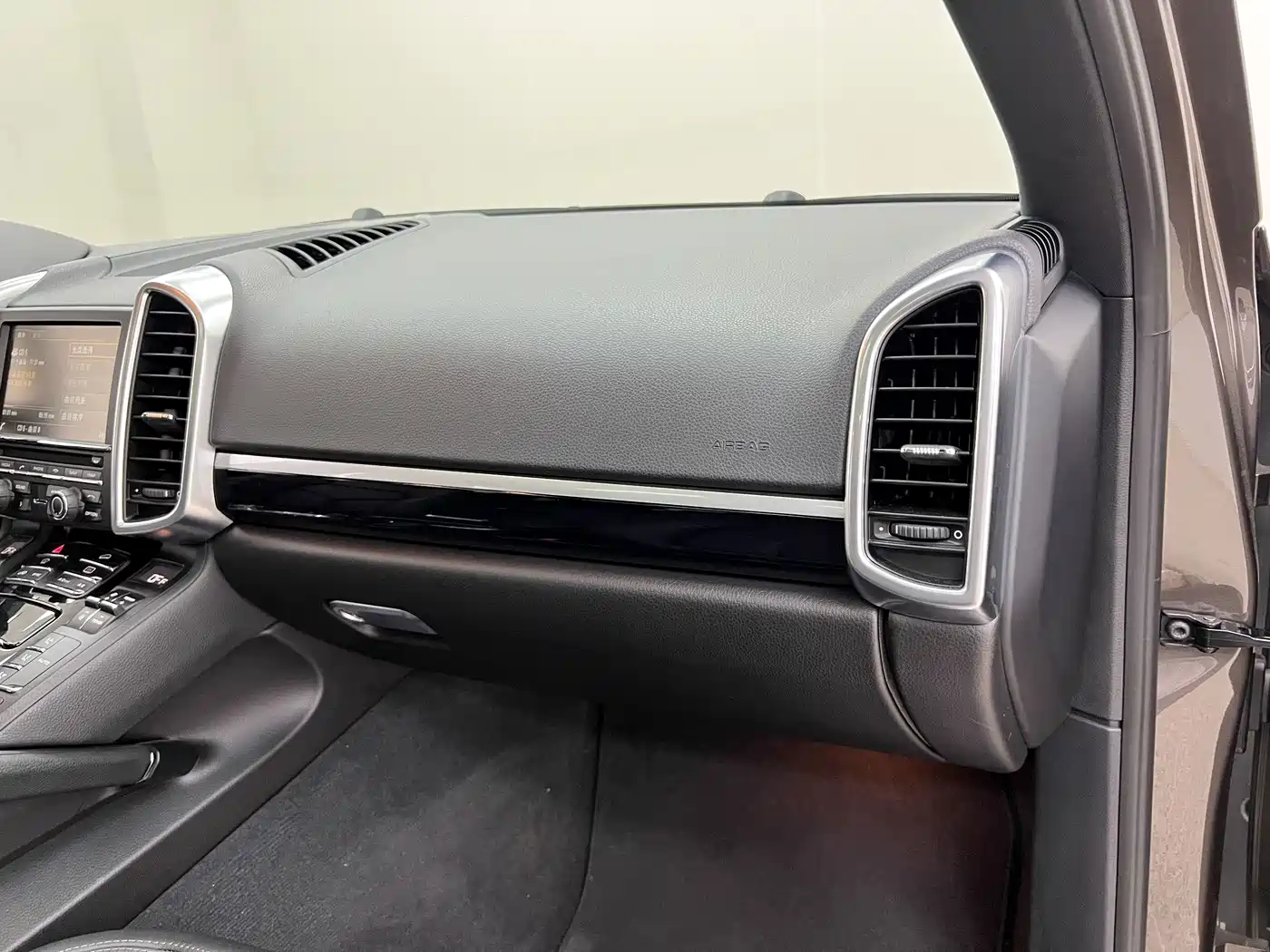 Porsche Cayenne 2015 Cayenne 3.0T фото 21