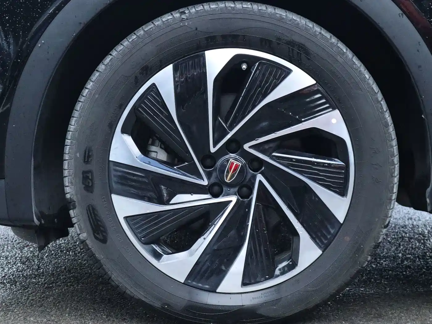 Hongqi HS7 PHEV 2024 2024 2.0T PHEV 4WD Flagship Edition 6-seater
