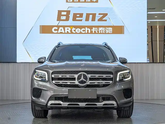 MERCEDES-BENZ GLB