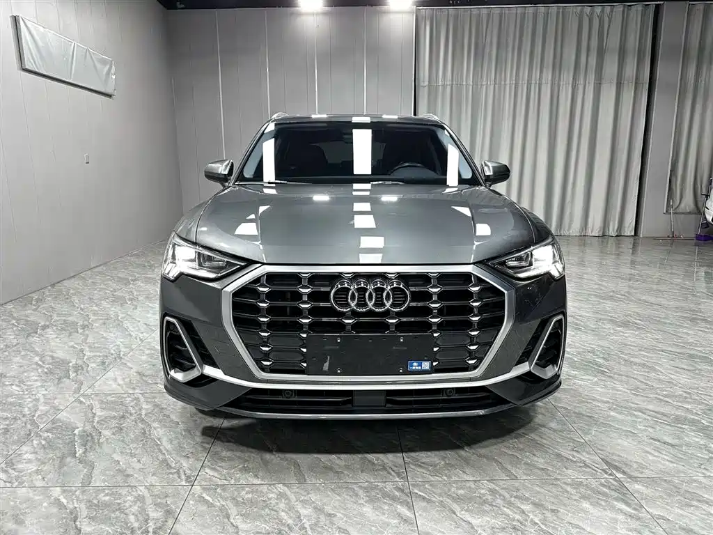 Audi Q3 2022 35 TFSI Fashion Dynamic фото 2