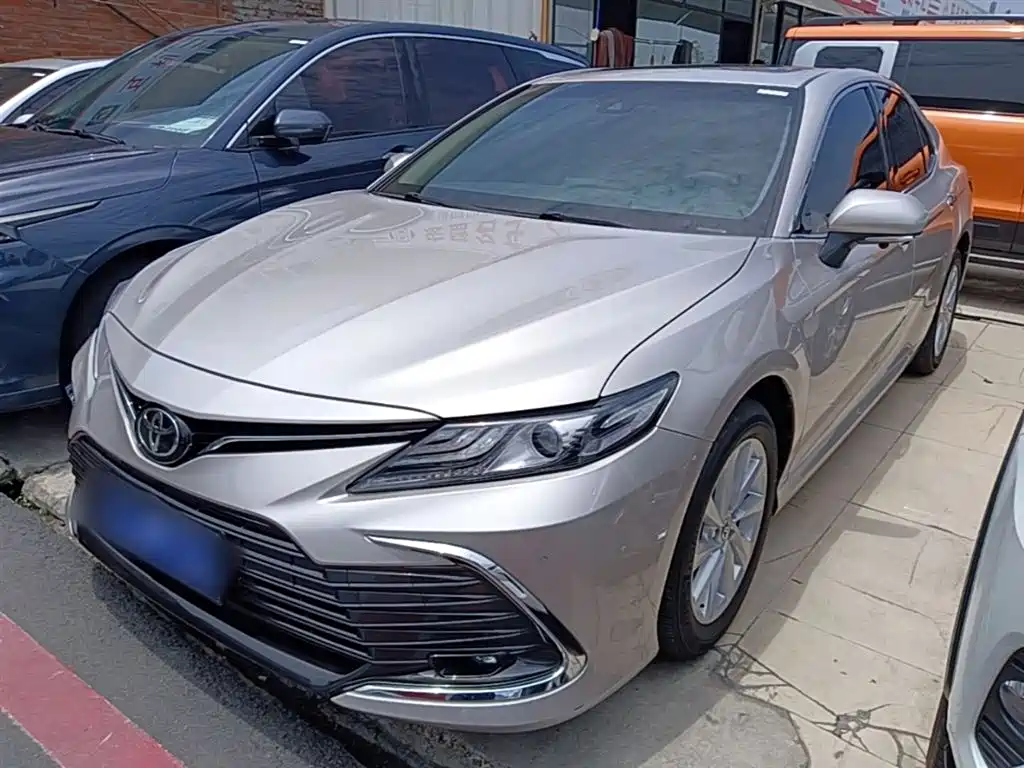 Toyota Camry 2021 2.0G Luxury Edition