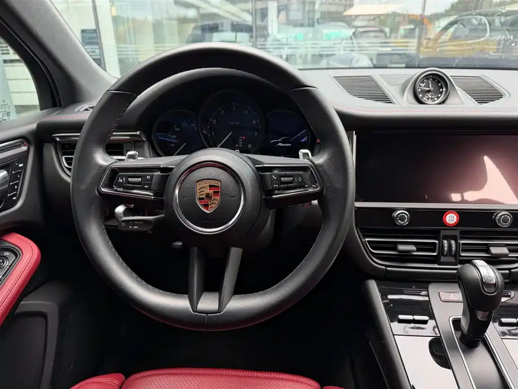 Porsche Macan 2024 Macan 2.0T фото 13