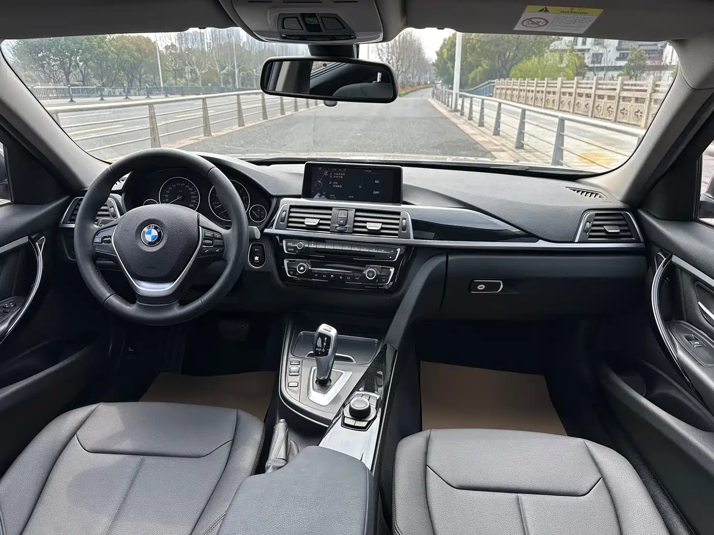 BMW 3 Series 2017 320Li Fashion фото 5