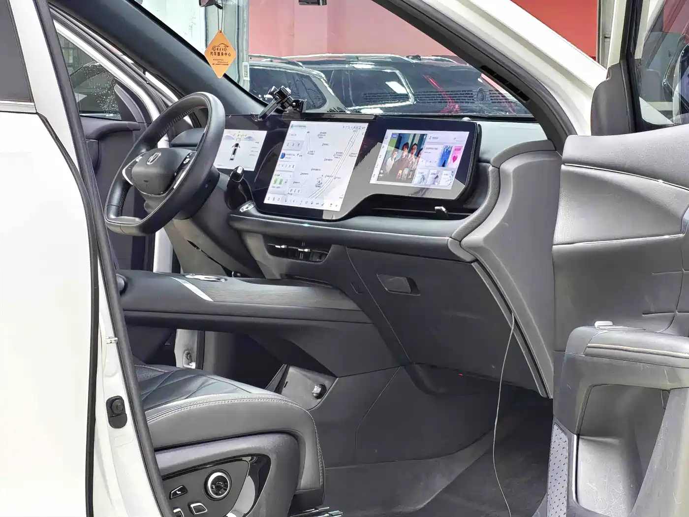 CHANG'AN CS75PLUS