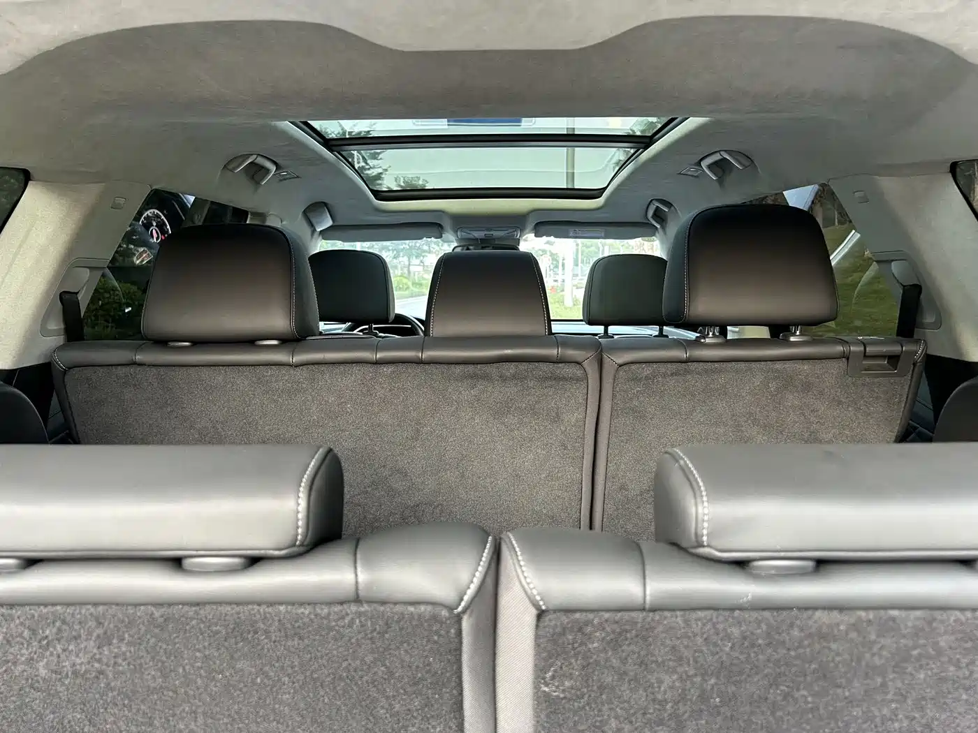 Hongqi HS7 2022 2022 2.0T DCT 2WD ZhiLian QiChang Edition 7-seater