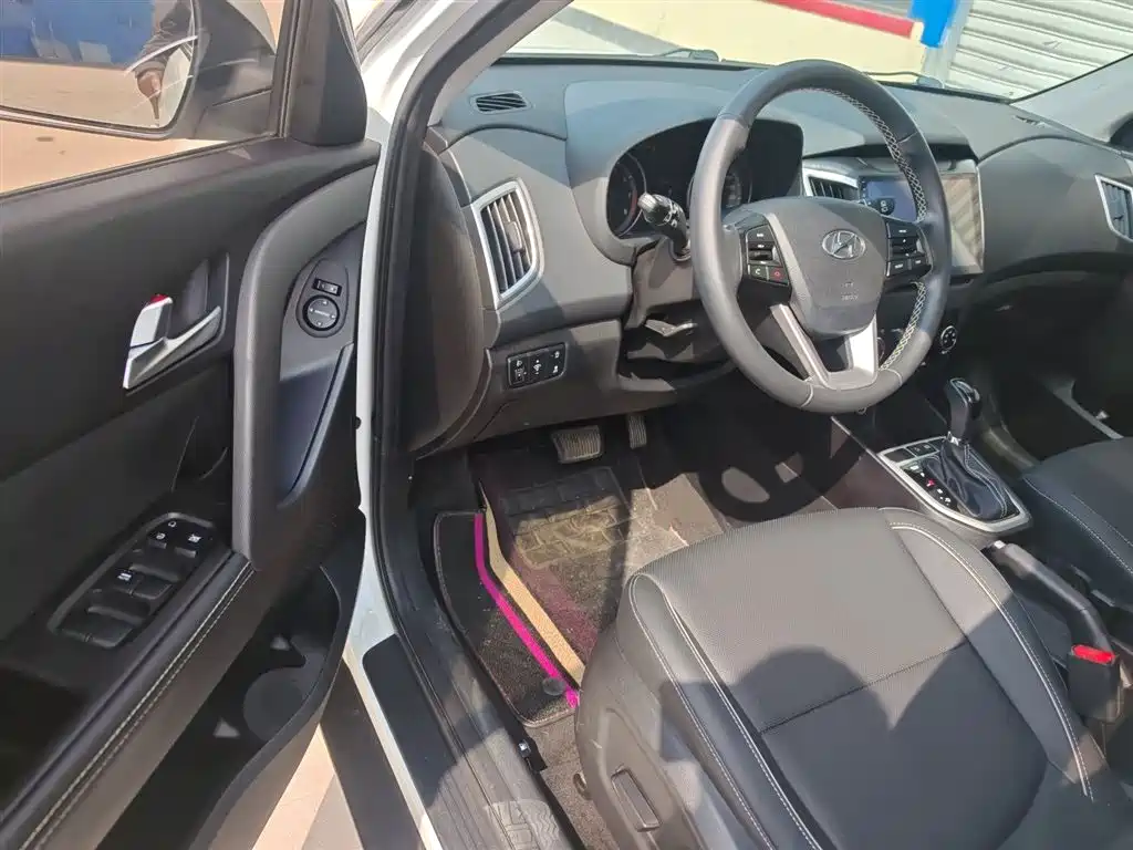 Hyundai Beijing Hyundai ix25 2017 1.6L Automatic Smart Edition фото 12