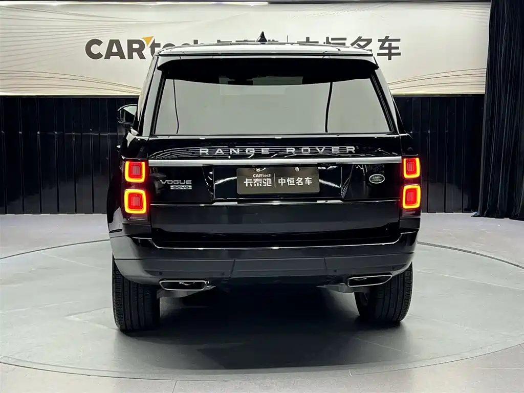 Land Rover Range Rover 2020 3.0 L6 Heritage Extended Edition фото 6