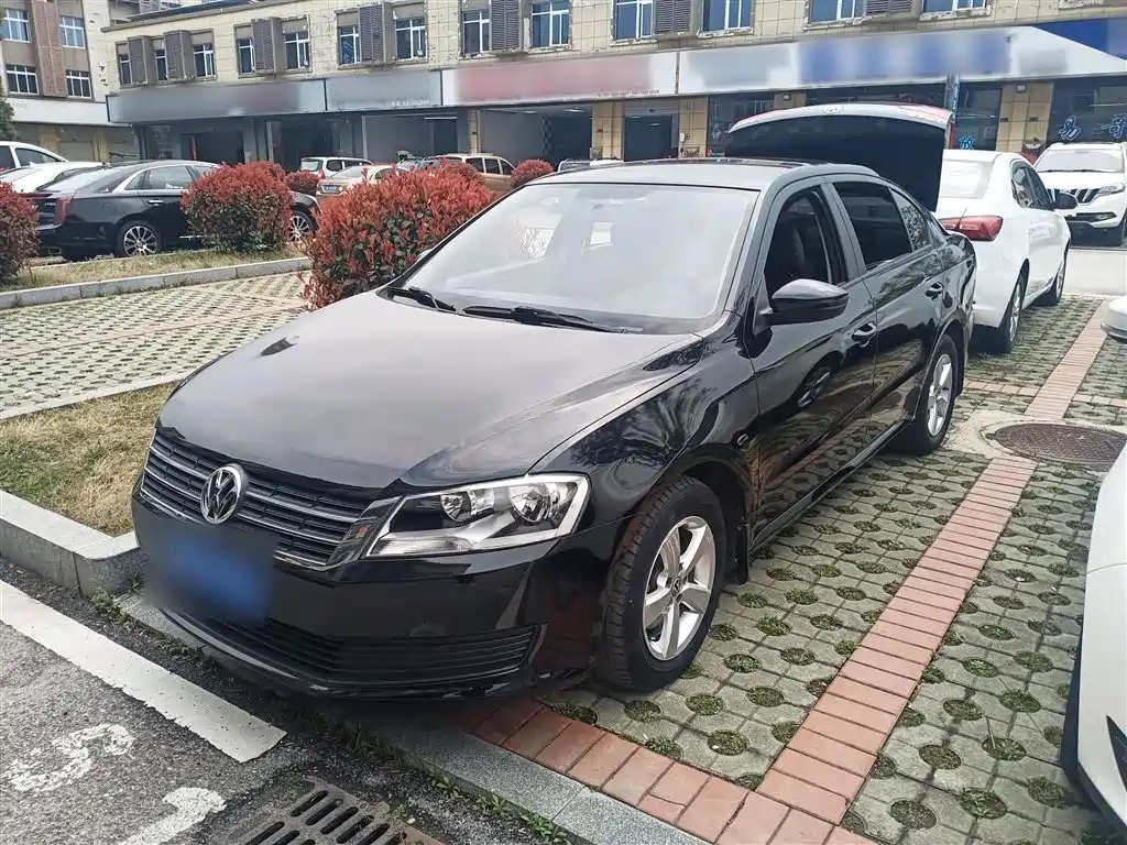 Volkswagen Lavida 2015 1.6L Automatic Trend Edition
