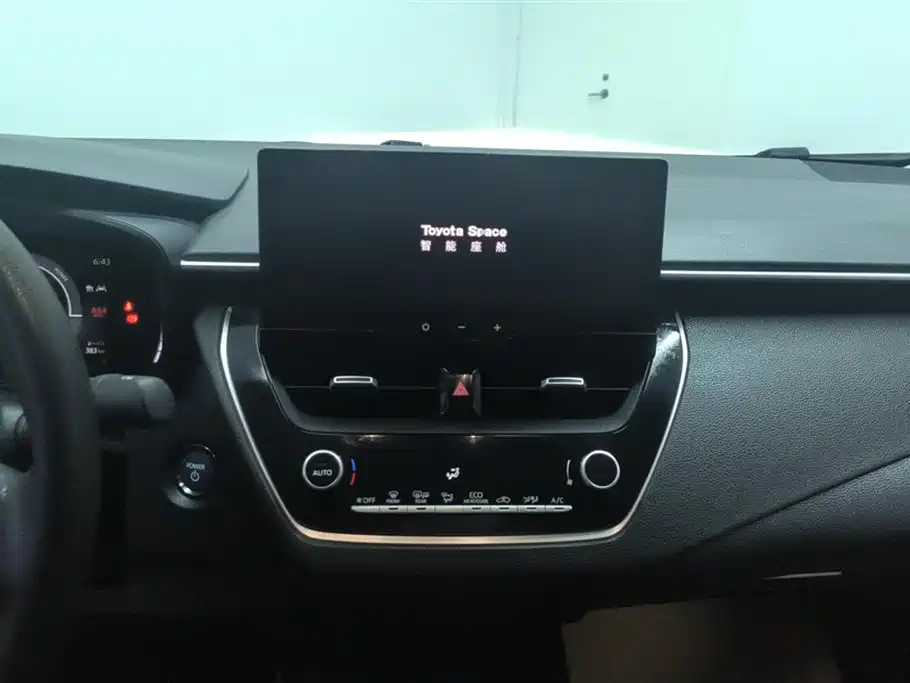Toyota Corolla 2023 1.8L Smart Hybrid Dual Engine Elite Edition фото 13