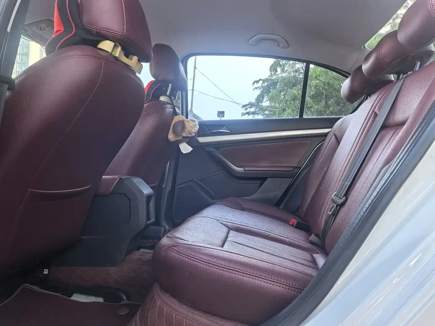 Volkswagen Lavida 2017 1.6L Automatic Trend Edition фото 6