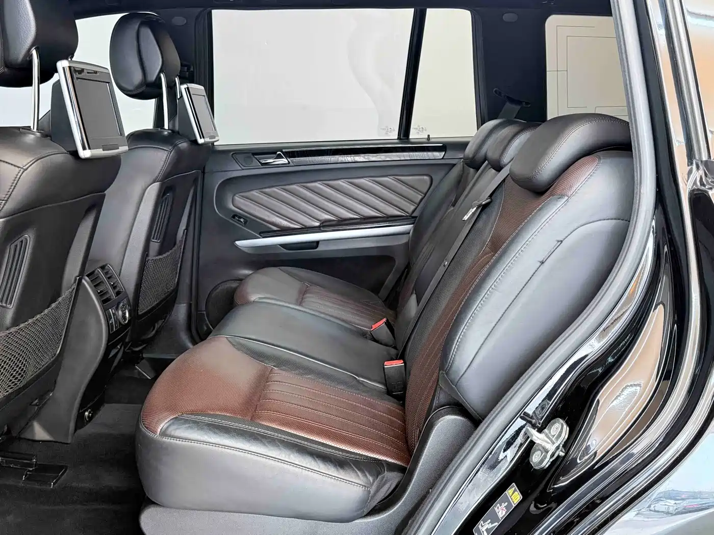 Mercedes-Benz GL-Class 2011 GL 450 Prestige Grand Edition фото 6