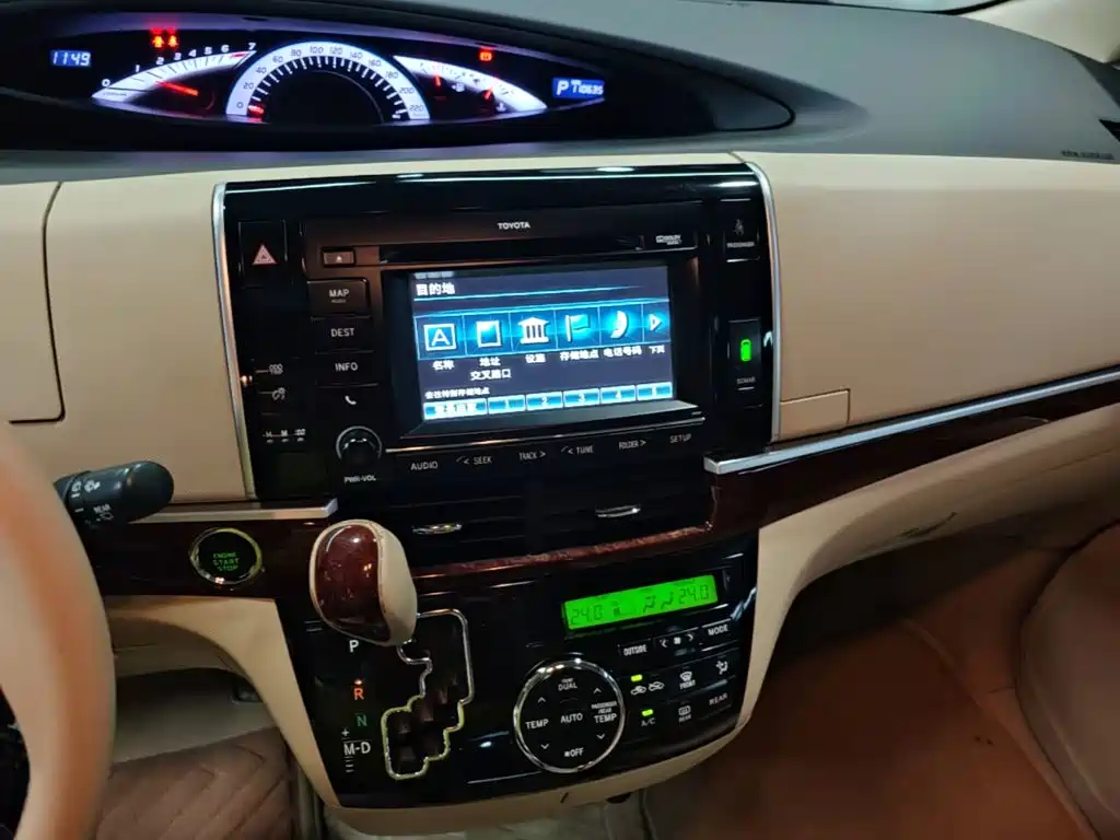 Toyota Previa 2018 2012 2.4L 7-Seater Luxury Edition