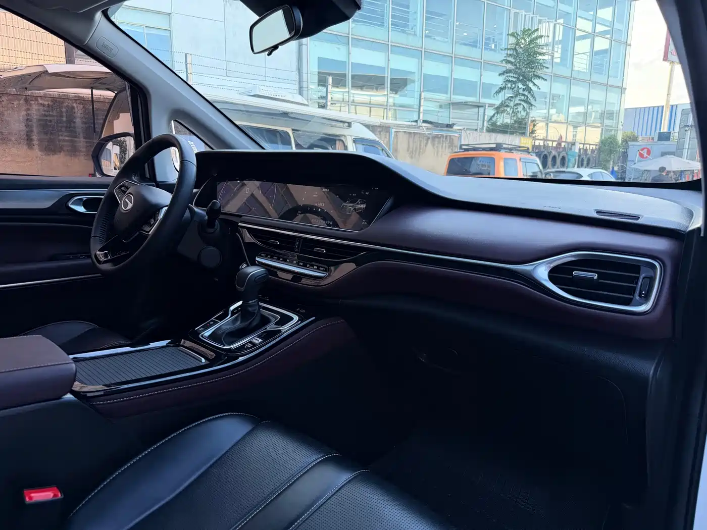 Фото 8 - GAC Trumpchi Trumpchi M6