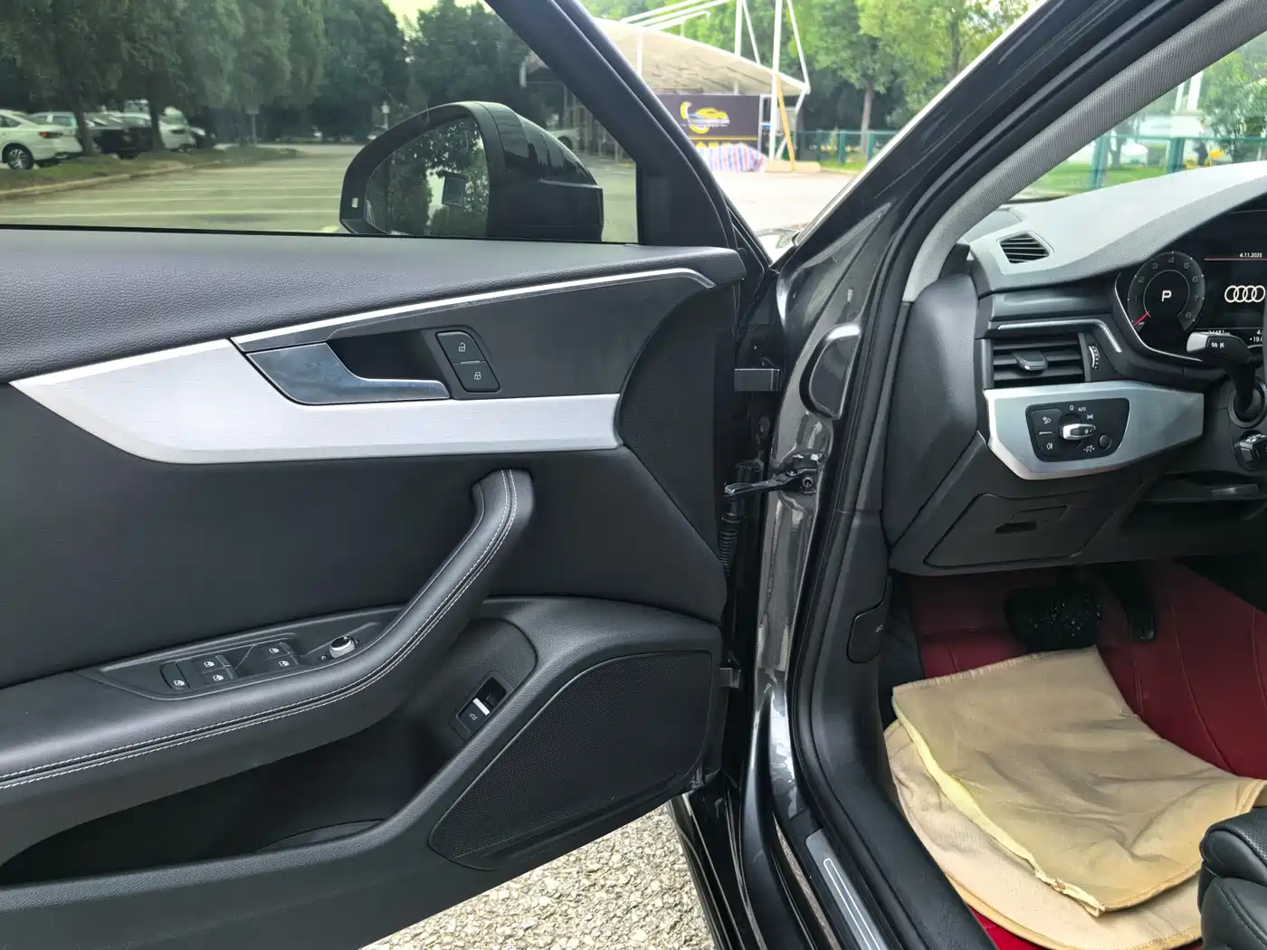 Audi A4L 2022 40 TFSI Luxury Dynamic фото 13