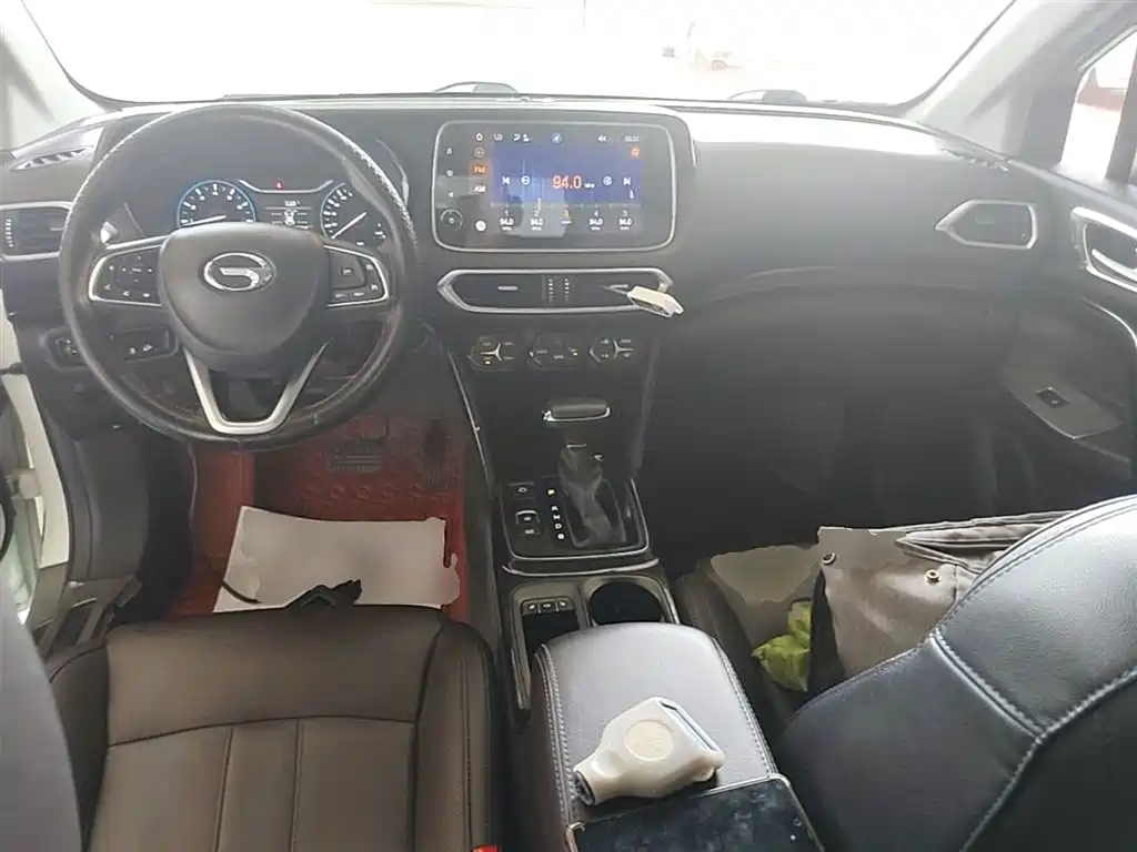 GAC Trumpchi Trumpchi GS4 2018 235T Automatic 2WD Luxury Smart Connect Million Commemorative Edition фото 10