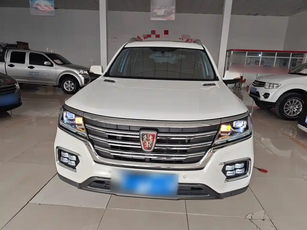 ROEWE RX8
