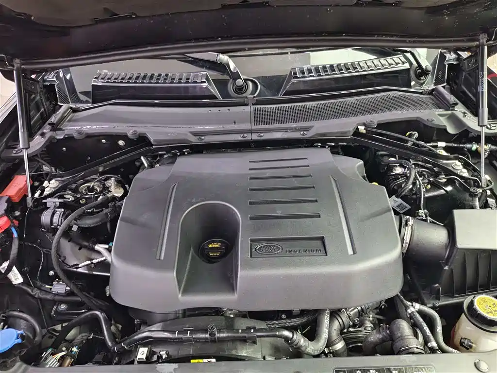 Land Rover Defender 2024 110 3.0T P400 X-DYNAMIC HSE фото 16