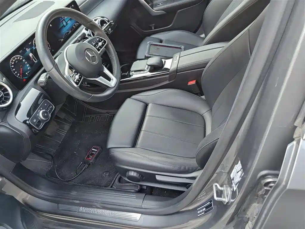 Mercedes-Benz A-Class 2021 Facelift A 180 L Sport Sedan фото 15
