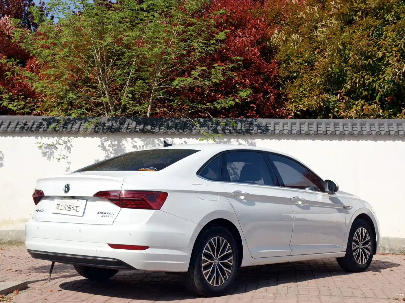 Volkswagen Sagitar 2023 300TSI DSG Surpassing Edition фото 12