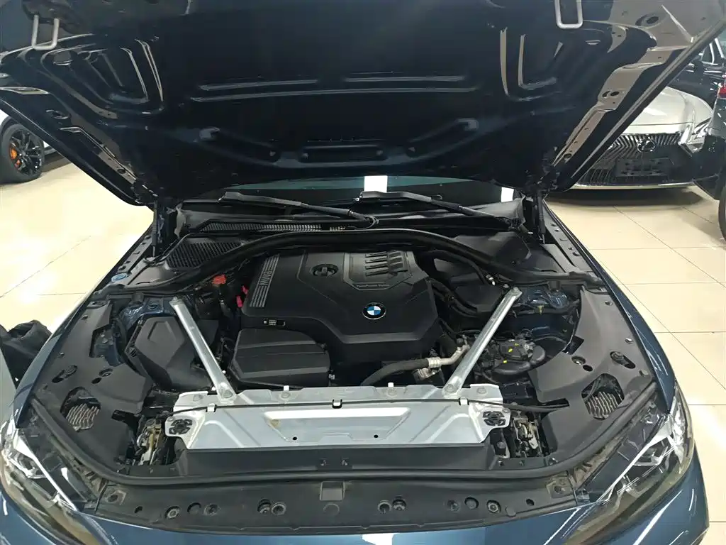 BMW 4-SERIES