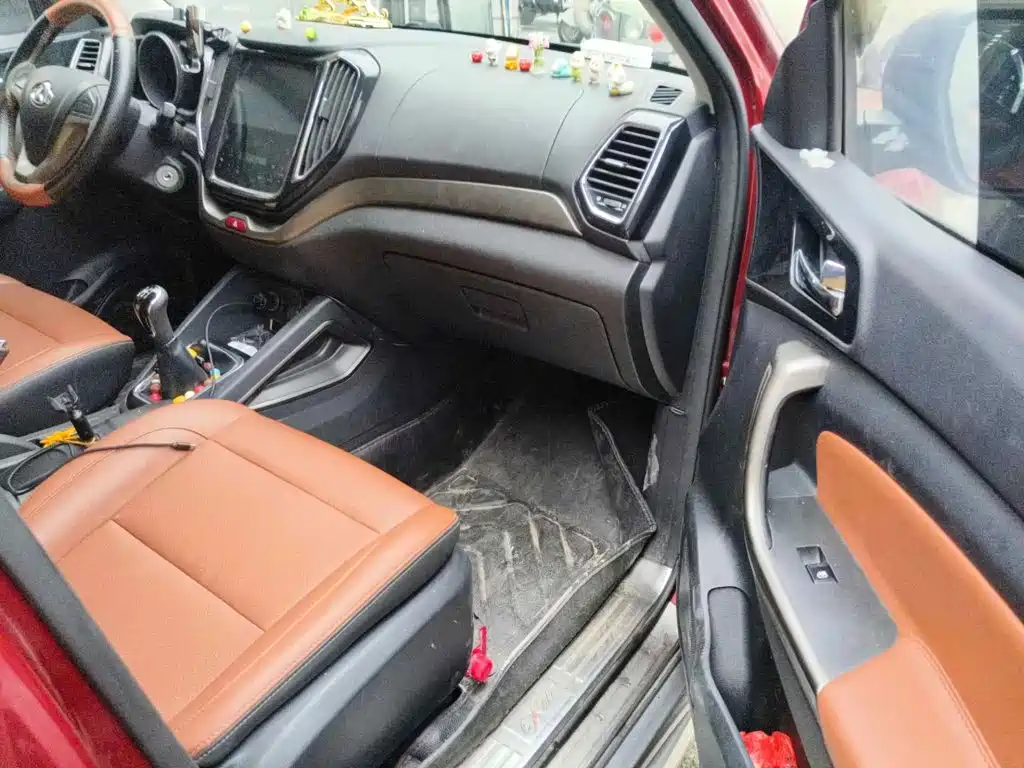 Changan Oshan Changan Oushang CX70 2017 2016 1.6L Manual Luxury