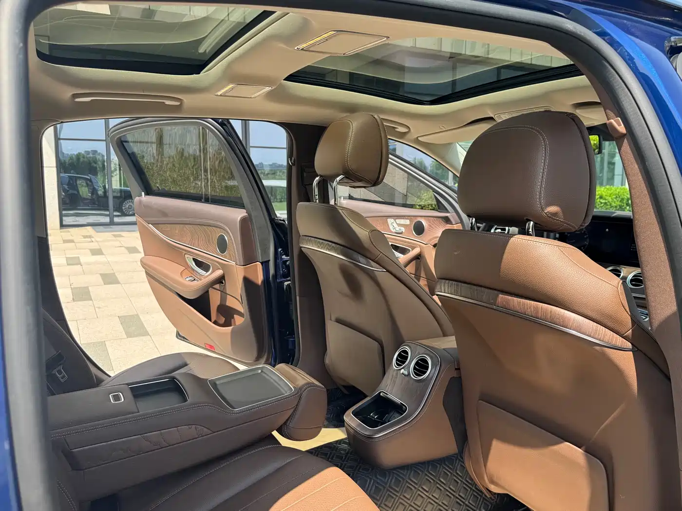 Mercedes-Benz E-Class 2021 E 300 L Fashion фото 19