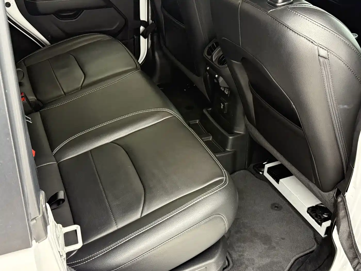 Jeep Wrangler 4xe 2022 2021 4-Door 2.0T 4xe Sahara