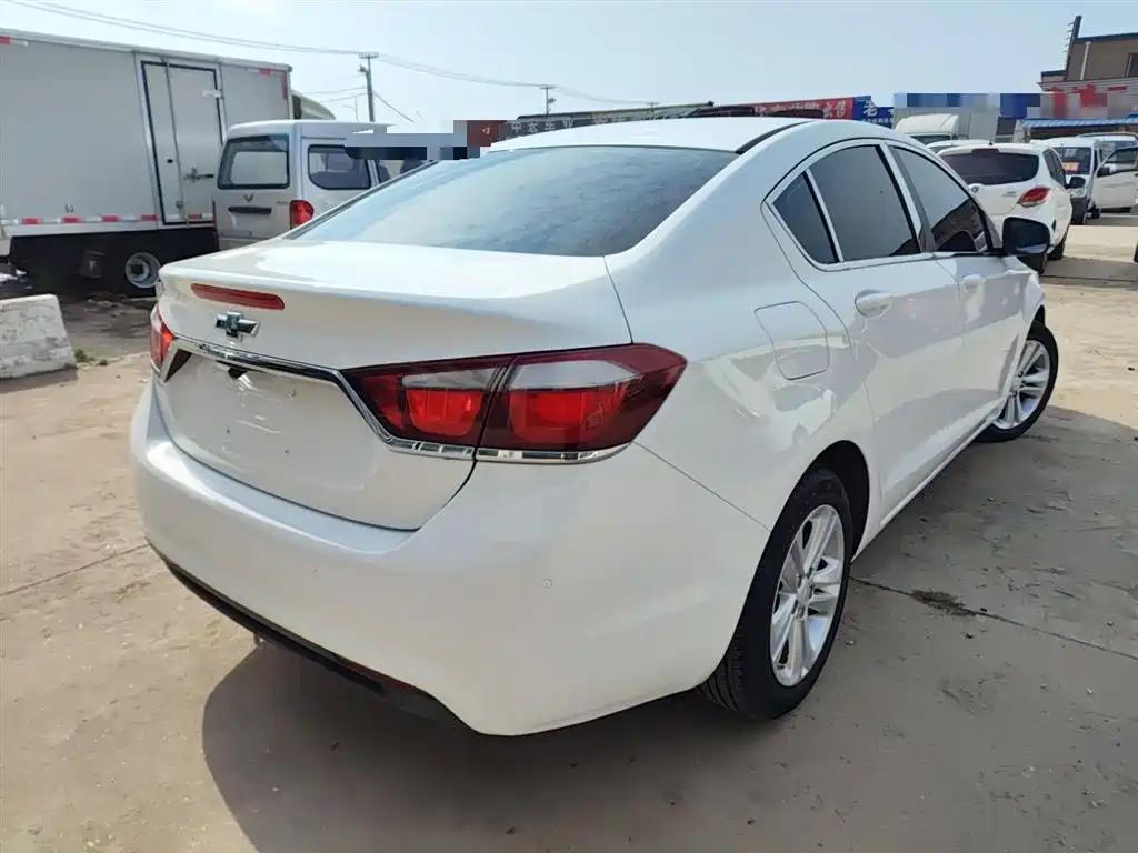 Chevrolet Cruze 2016 1.5L Manual Elite Edition фото 5