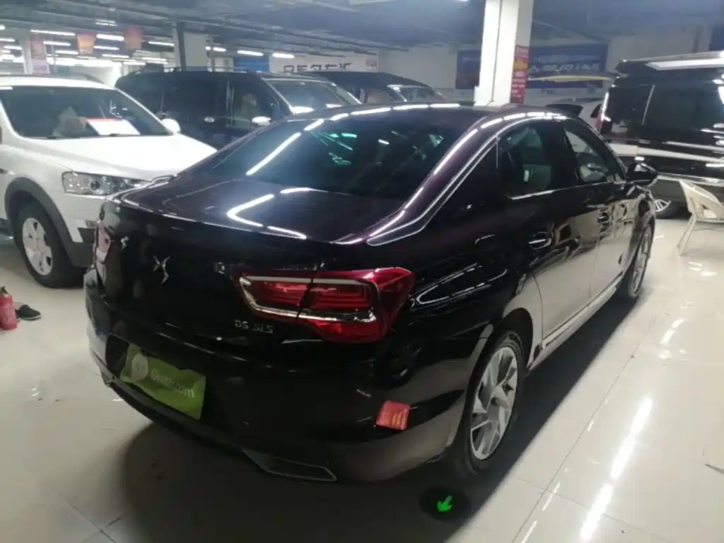 DS 5LS 2018 2016 1.6T Comfort Edition THP160