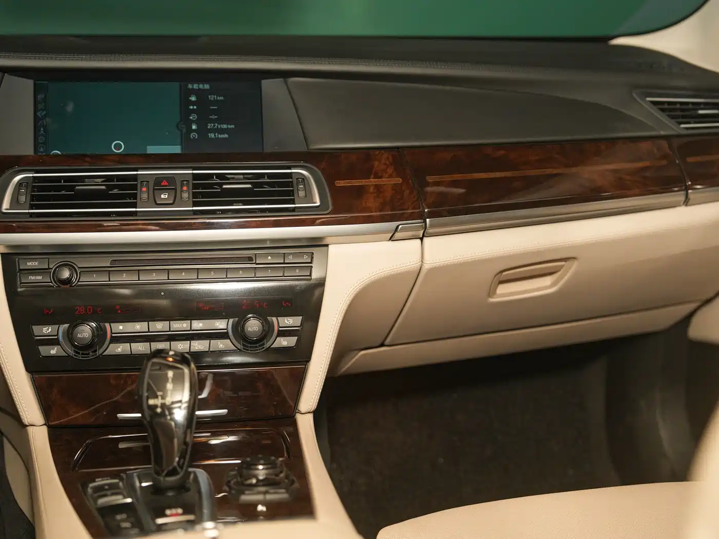 BMW 7 Series 2012 760Li 25th Anniversary Limited Edition фото 11