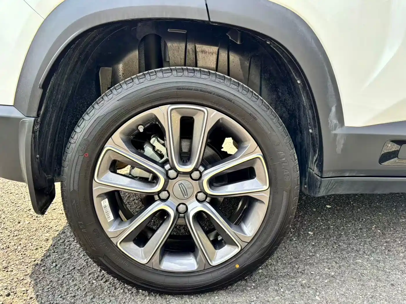 Geely ICON 2025 2026 Chocolate 1.5TD Pure Edition