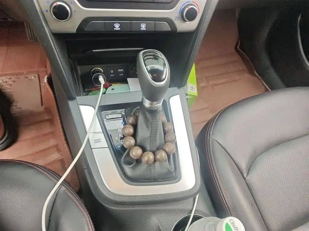Hyundai Elantra 2016 Model 1.6L Automatic Smart Elite фото 7