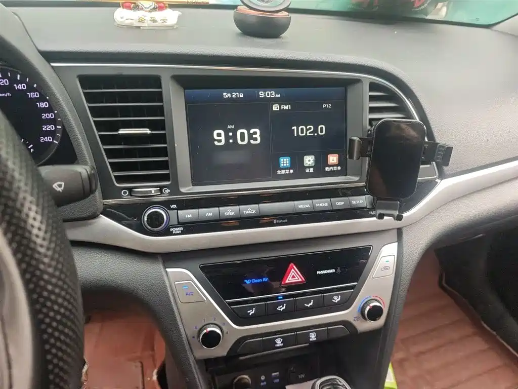 Hyundai Elantra 2016 Model 1.6L Automatic Smart Elite фото 6