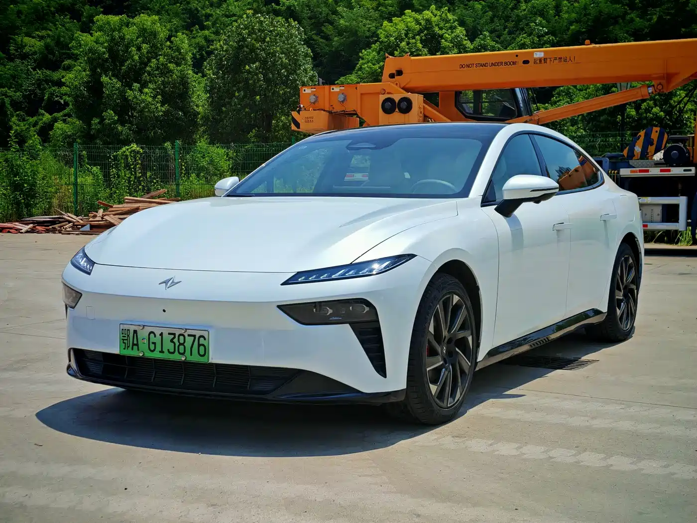 Dongfeng Yipai eπ007 2025 2024 Model 200Pro Range Extender Version