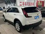 Фото 8 - Cadillac XT4