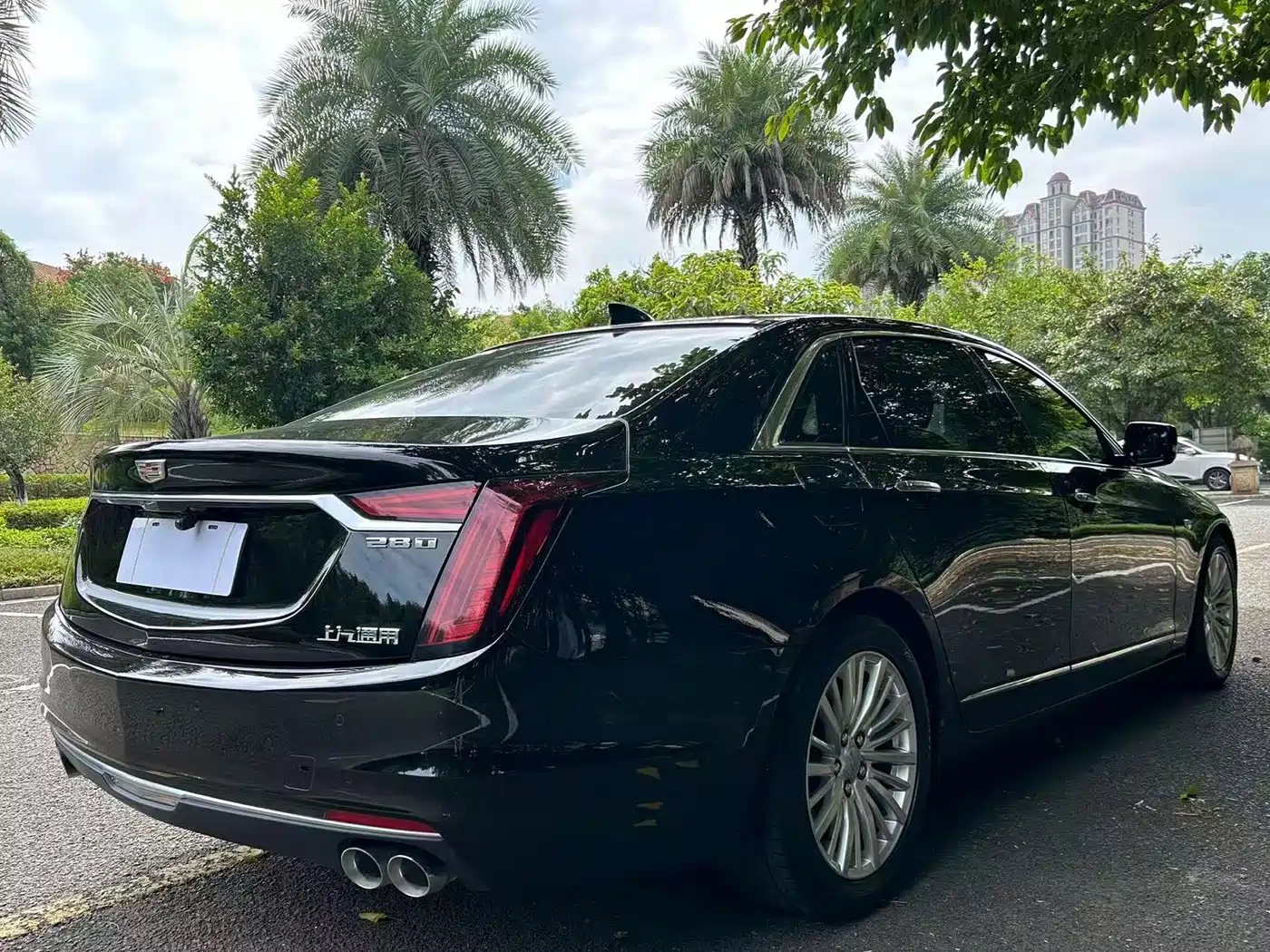 Фото 9 - Cadillac CT6