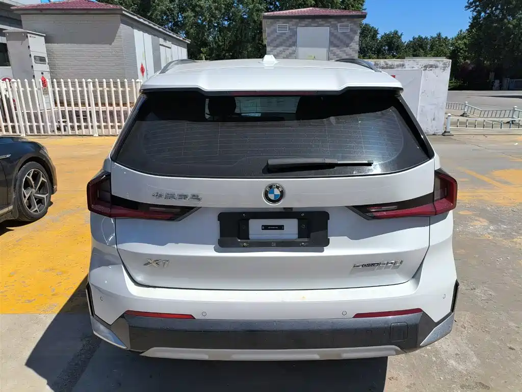 BMW X1 2023 sDrive20Li X Design Package фото 12