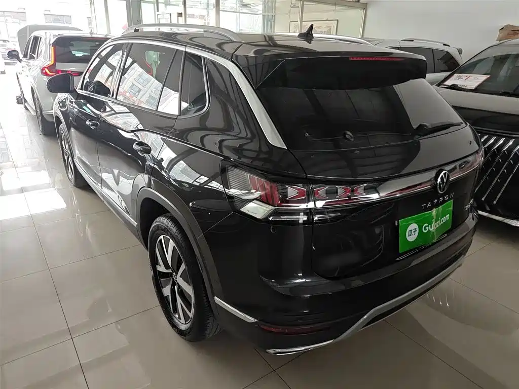 Volkswagen Tayron 2024 300TSI 2WD Luxury Plus Advanced фото 5