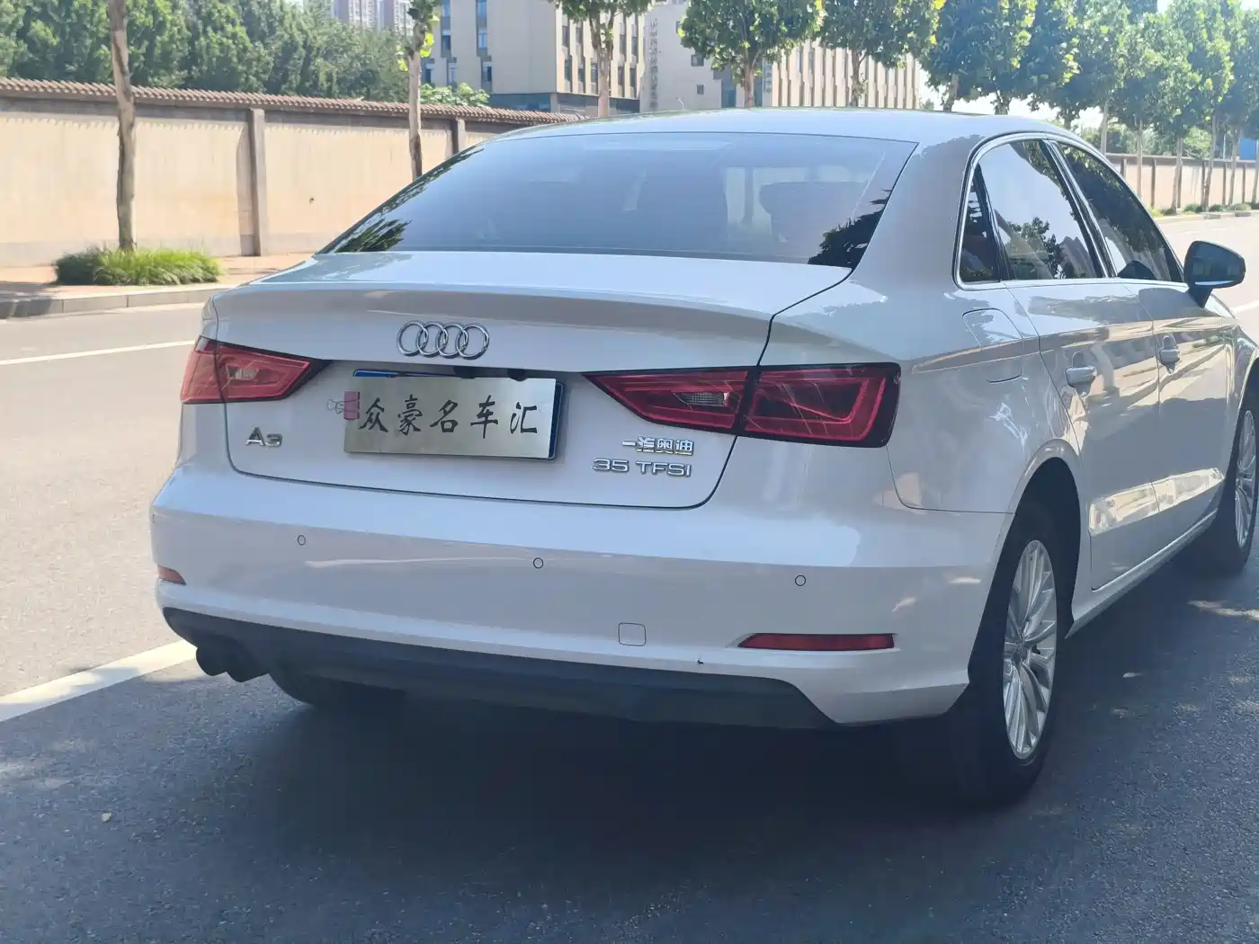 Audi A3 2016 Limousine 35 TFSI Progressive фото 17