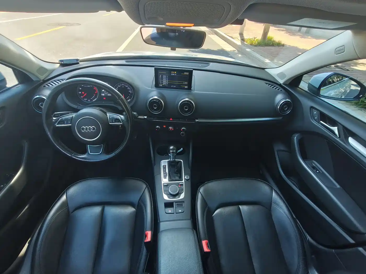Audi A3 2016 Limousine 35 TFSI Progressive фото 5