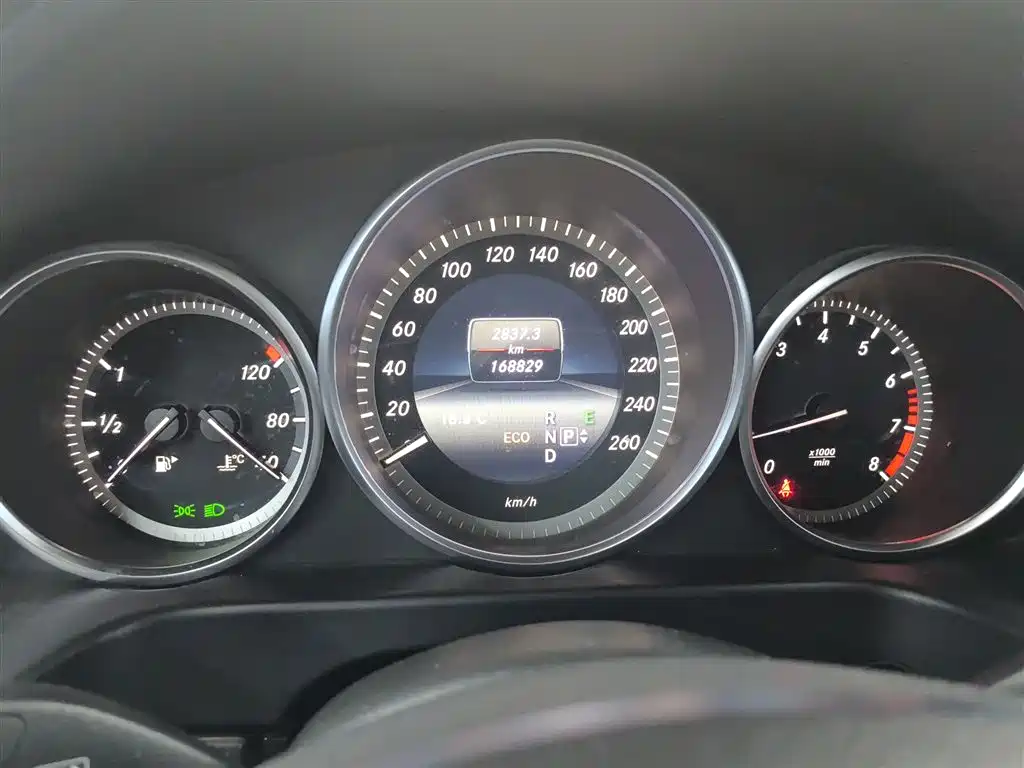 Mercedes-Benz E-Class 2015 E 320 L 4MATIC фото 8