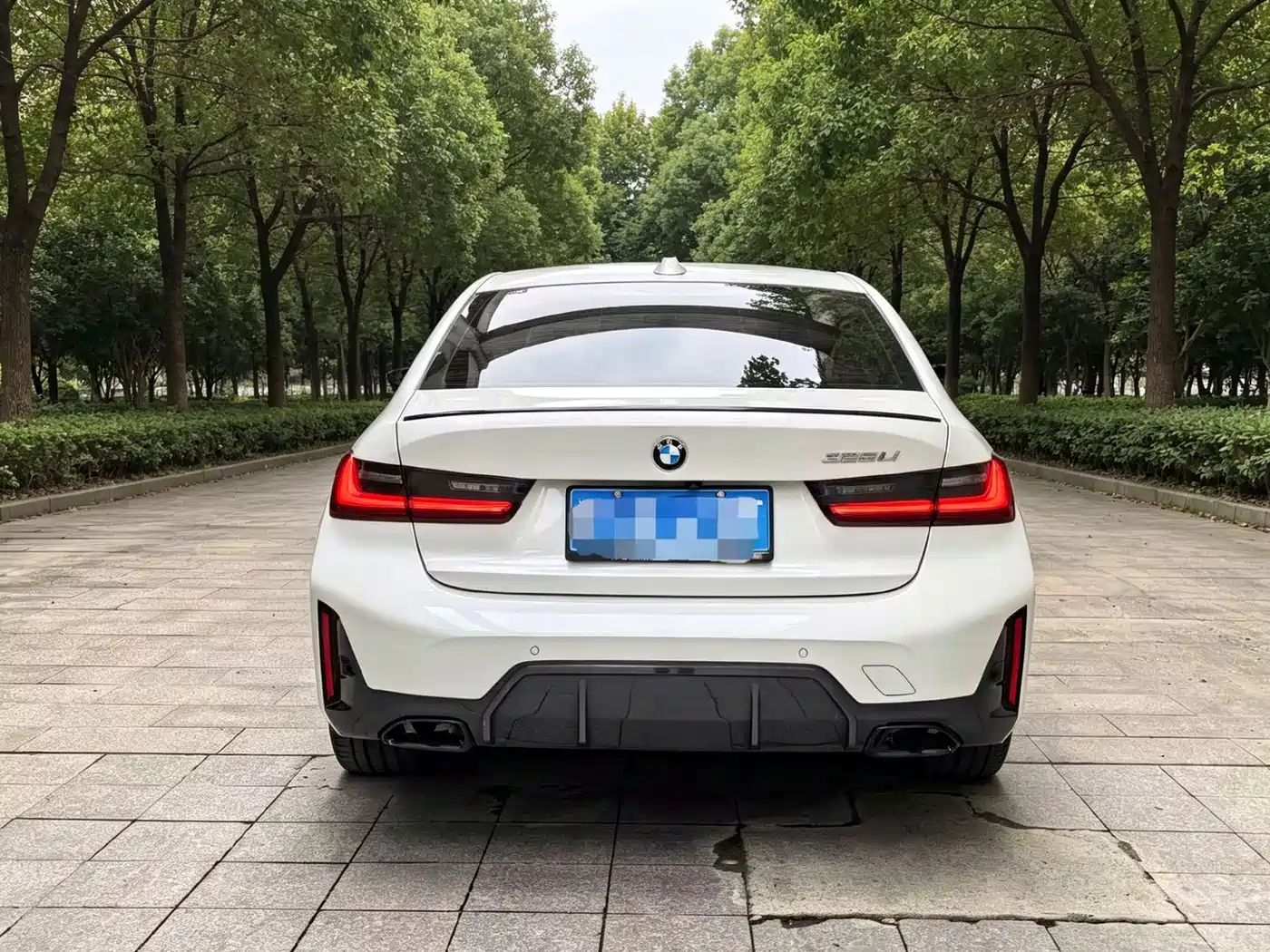 BMW 3 Series 2024 325Li M Sport Shadowline Package фото 8