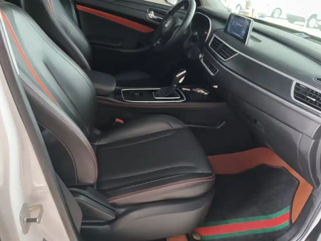 Dongfeng Fengguang Fengguang 580 2021 2021 Facelift ☆Star Edition 1.5TGDI Auto Premium