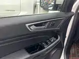 Фото 13 - Ford Edge