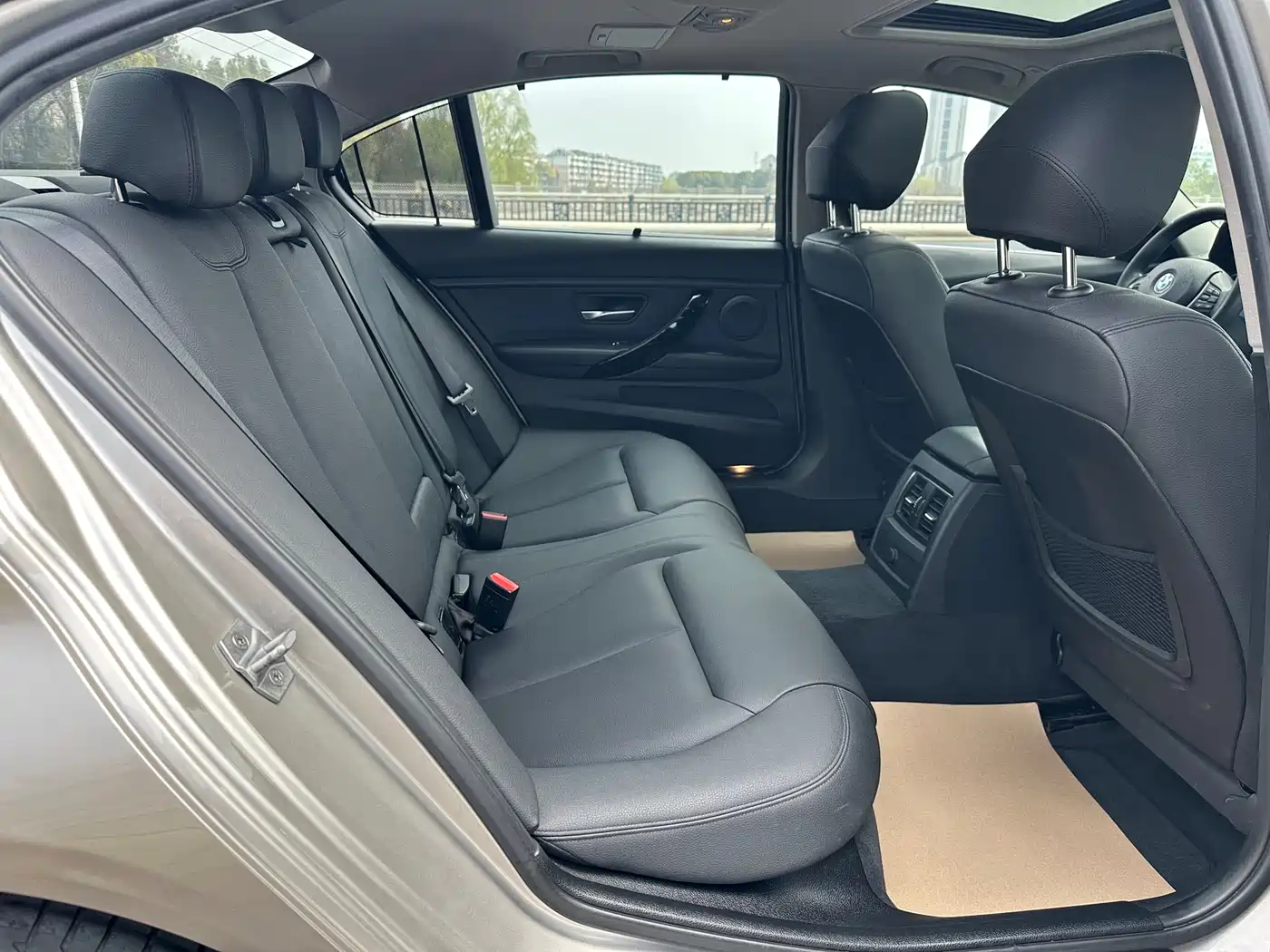 BMW 3 Series 2017 320Li Fashion фото 9