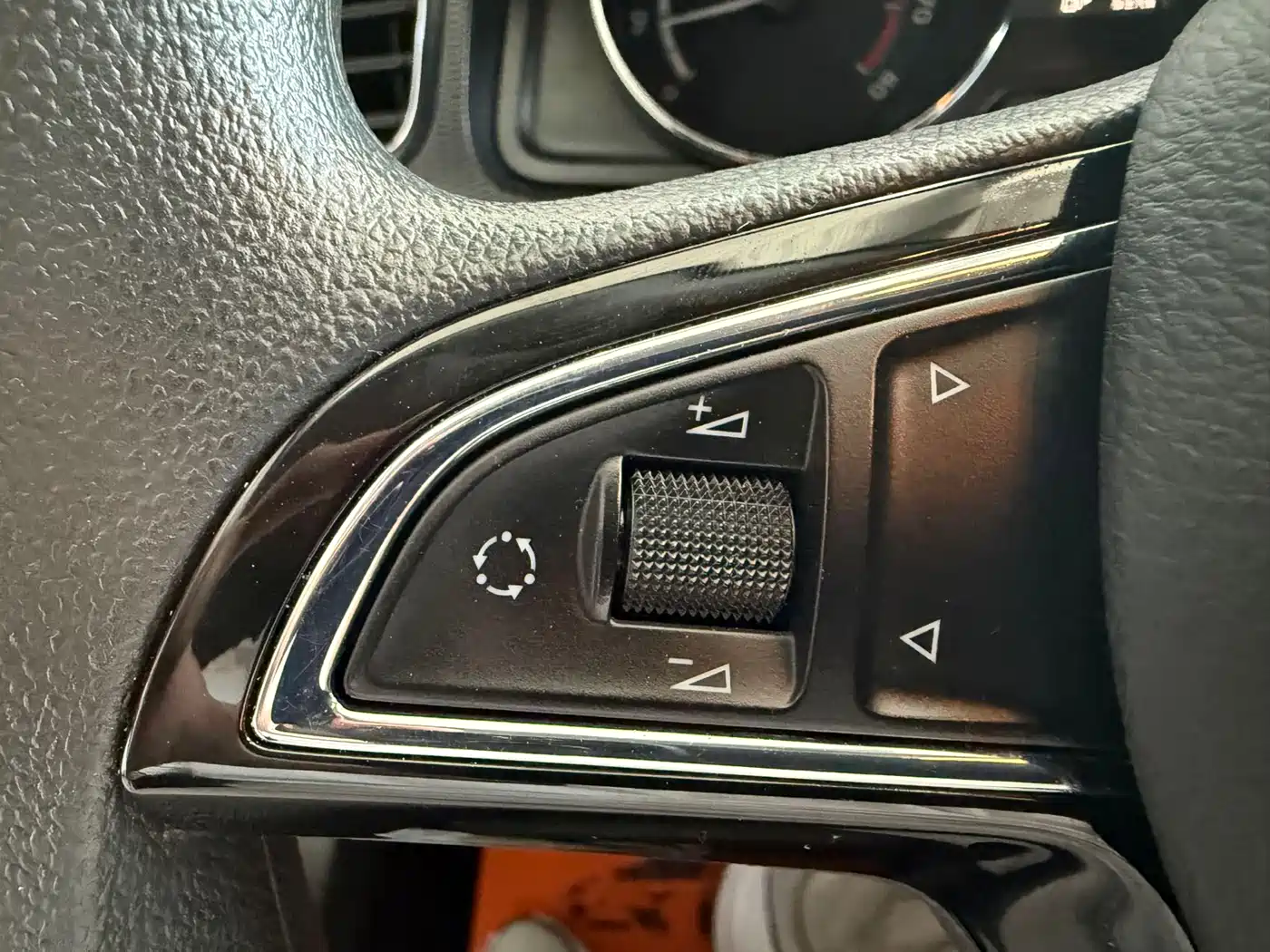Škoda Kamiq 2023 1.5L Auto Comfort Edition фото 10