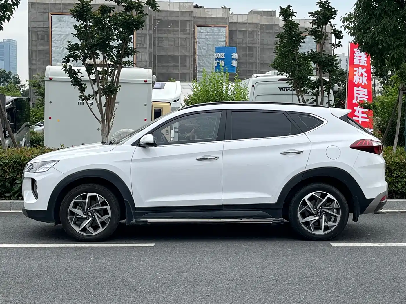 Hyundai Tucson 2019 280TGDi Dual-clutch 2WD Fashion Edition China VI фото 3